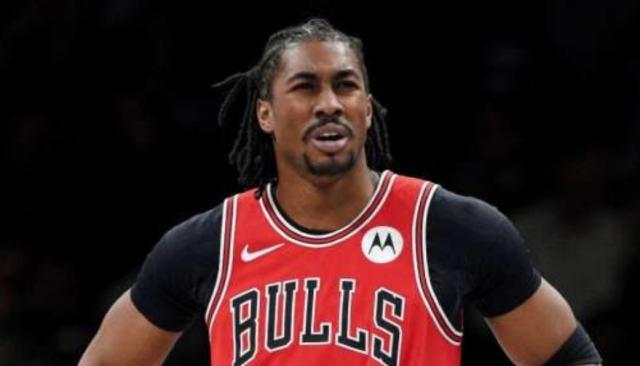 九游体育官网-艾维自称曾经多次接近自杀 想回NBA已不现实